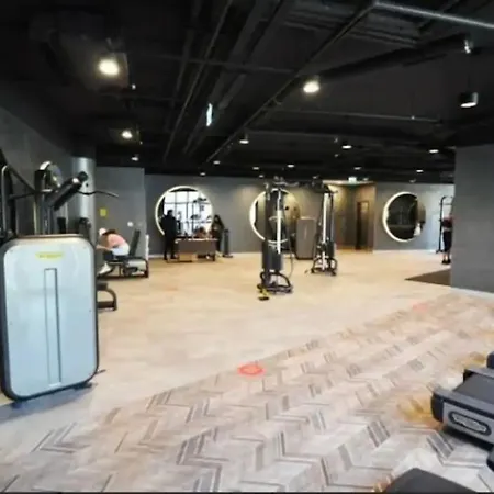 Enjoy Luxury 46 Floor Gym *